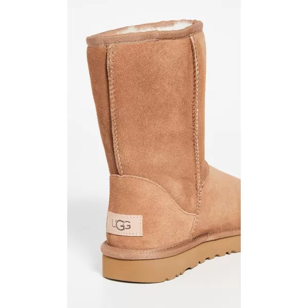 UGG Womens Classic Short II BootChestnut