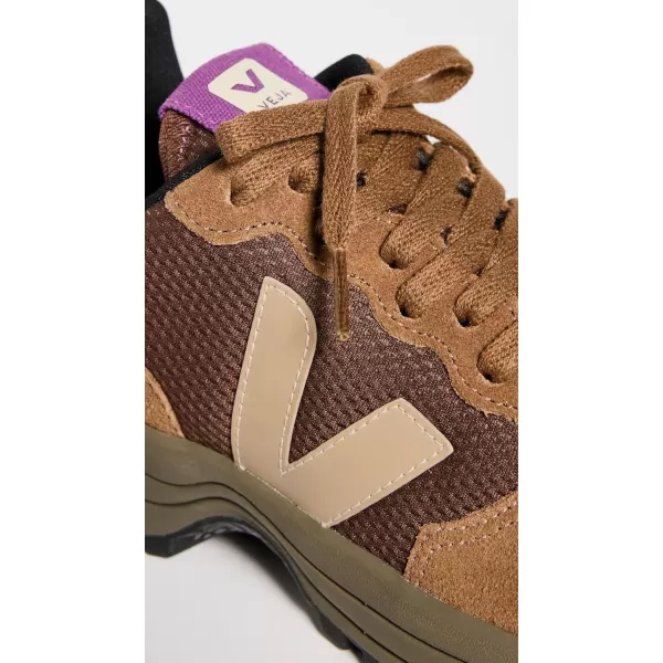 Veja Womens Venturi Trainer SneakersReformation Walnut