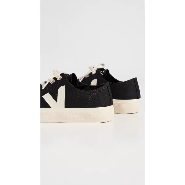 Veja Womens Wata II Low SneakersBlack Pierre