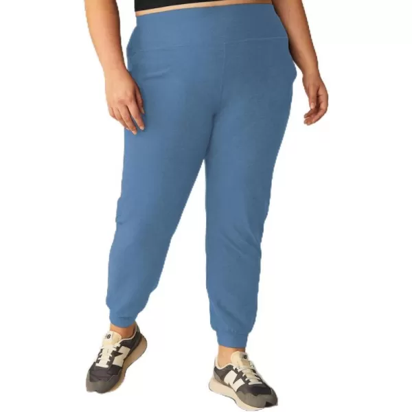 Beyond Yoga Womens Spacedye Midi JoggersSky Blue Heather