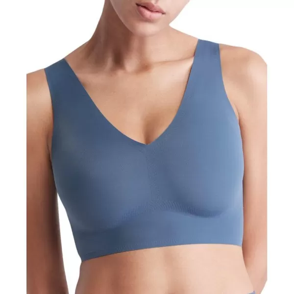 Calvin Klein Womens Invisibles Comfort Seamless Lightly Lined V Neck Bralette BraBlue Edge