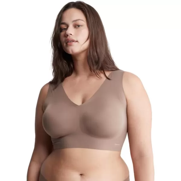 Calvin Klein Womens Invisibles Comfort Seamless Lightly Lined V Neck Bralette BraMauve Brown