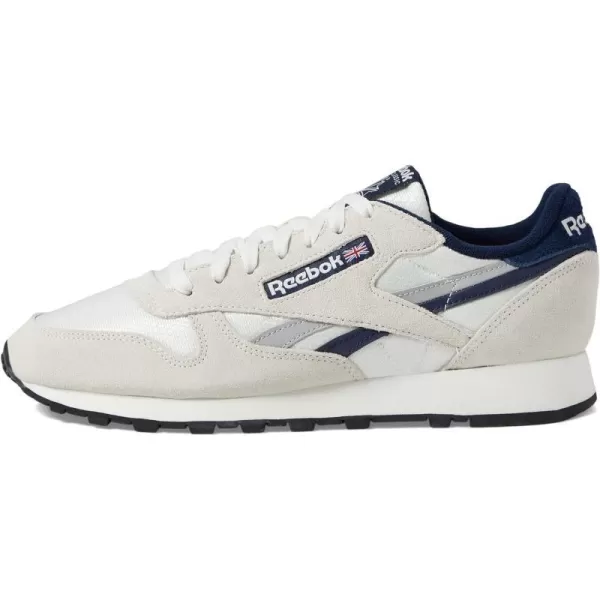 Reebok Classic Leather SneakerChalkVector NavyBlack