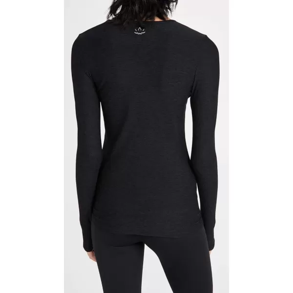 imageBeyond Yoga Womens Classic Crew PulloverDarkest Night