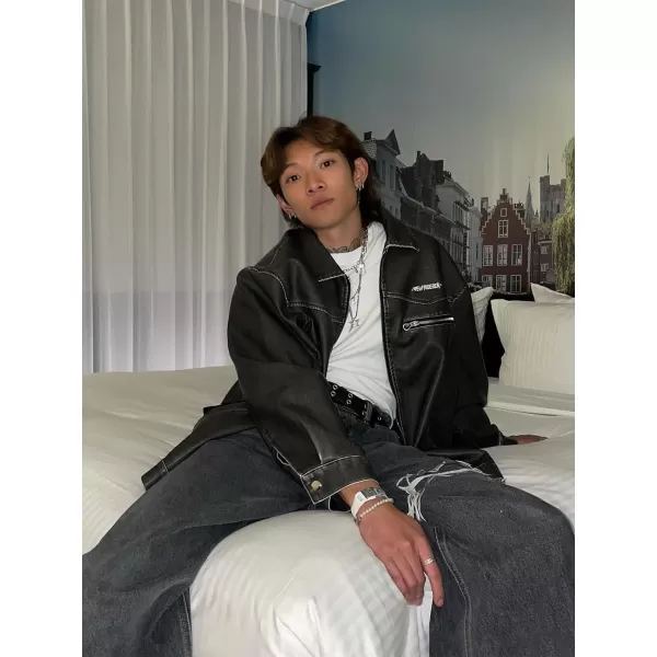 Aelfric Eden Mens Faux Leather Varsity Jacket Vintage Racing Motorcycle Graphic Bomber Jackets Oversized Streetwear Jacket04black