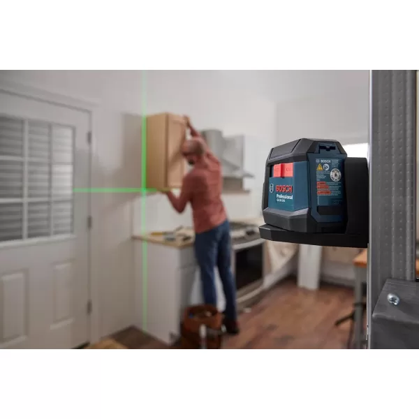 BOSCH GLL50-20GL 65ft Green-Beam Cross-Line Laser with VisiMax Technology, Rechargable Lithium-Ion Battery, Self-Leveling, with Magnetic Mount