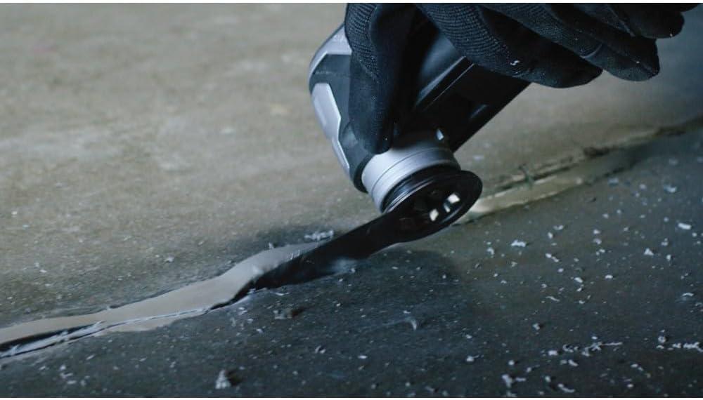 imageBosch OSM114K 114 in StarlockMax Oscillating Multi Tool Sealant Knife