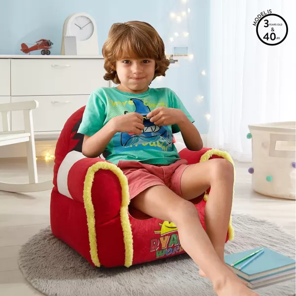 Idea Nuova Minnie Mouse Figural Sherpa Trim Bean Bag Chair, Small, Pink