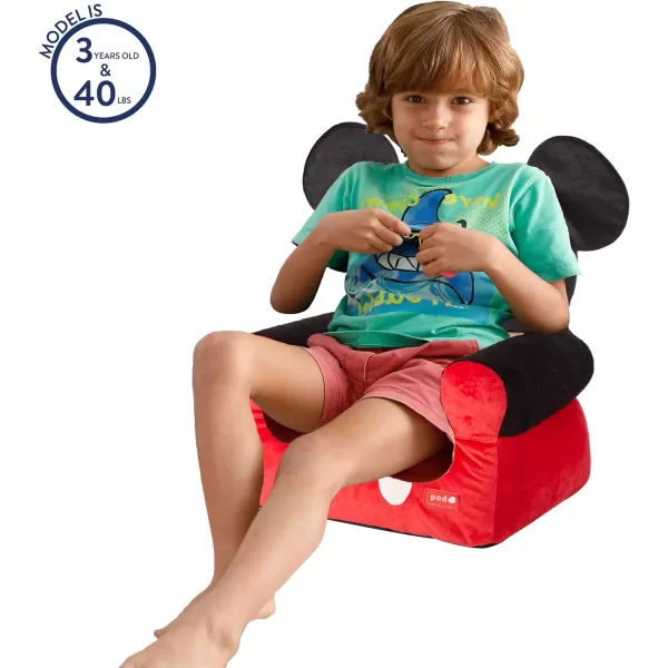 Idea Nuova Minnie Mouse Figural Sherpa Trim Bean Bag Chair, Small, Pink