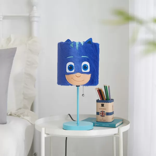 Idea Nuova Star Wars: The Mandalorian The Child Plush Shade Table Lamp, Green