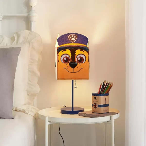 Idea Nuova Star Wars: The Mandalorian The Child Plush Shade Table Lamp, Green