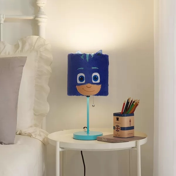 Idea Nuova Star Wars: The Mandalorian The Child Plush Shade Table Lamp, Green