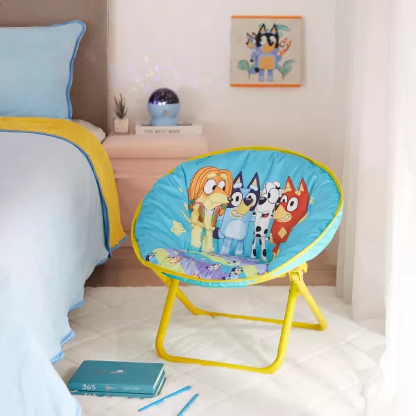 Idea Nuova Disney Minnie Mouse Toddler Saucer Chair, Plastic