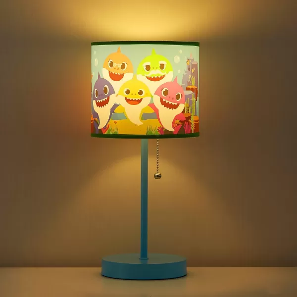 Idea Nuova Peppa Pig Stick Table Kids Lamp with Pull Chain, Themed Printed Decorative Shade