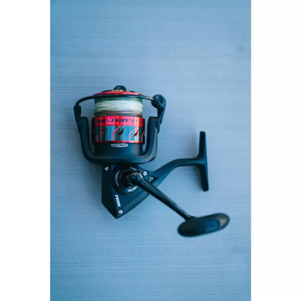PENN Fierce III Spinning Inshore Fishing Reel, Size 2000, Right/Left Handle Position, 5 Bearings for Smooth Operation