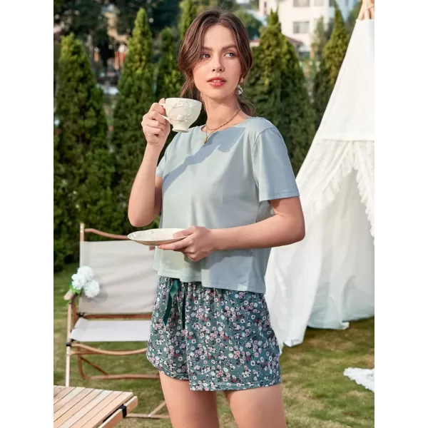 SweatyRocks Women's 2 Piece Pajama Set Graphic Short Sleeve Tee Shirt and Cute Plaid Shorts