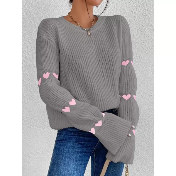 SweatyRocks Women's Casual Heart Print Round Neck Drop Shoulder Long Sleeve Knitted Pullover Sweater Top