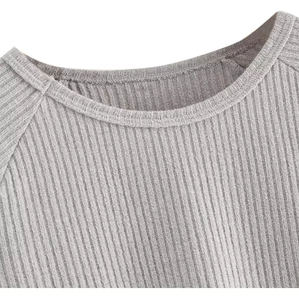 SweatyRocks Women's Casual Solid Ribbed Knit Raglan Long Sleeve Crop Top T Shirt
