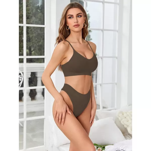 SweatyRocks Women's Cute Two Piece Lingerie Set Seamless Wireless Bra and Thong Panty Set Underwear
