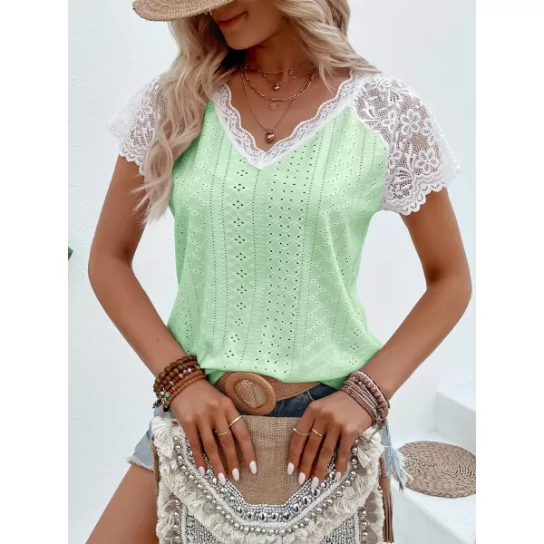 SweatyRocks Women's Floral Lace Short Sleeve Raglan Top Casual V Neck Pullover Plain Tee Shirt