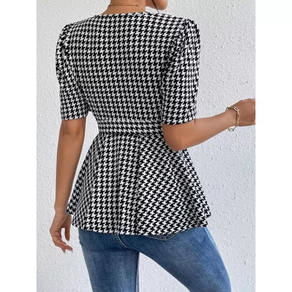 SweatyRocks Women's Houndstooth Print Short Puff Sleeve T Shirt Flared Hem V Neck Tops with Belted