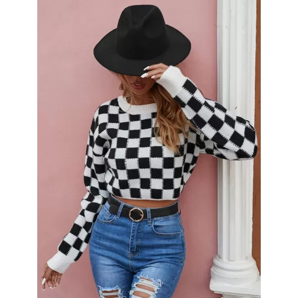 SweatyRocks Women's Long Sleeve Drop Shoulder Top Checkered Print Pattern Pullover Crop Sweater