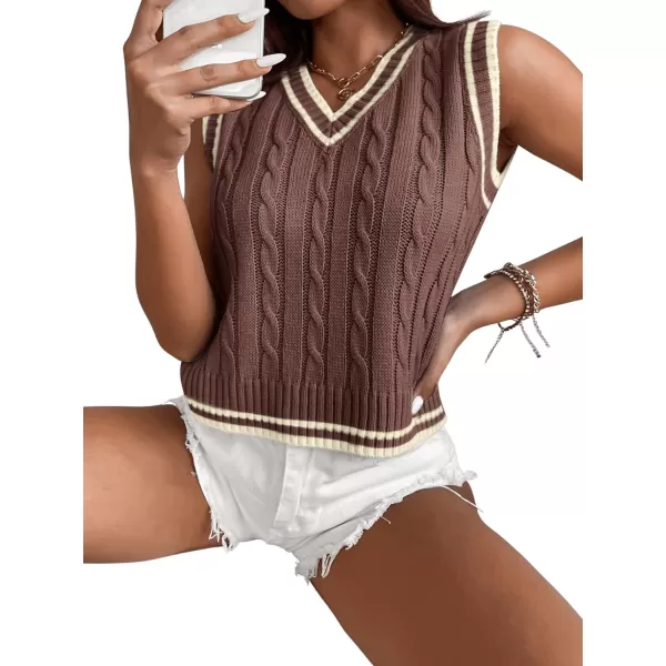SweatyRocks Women's Plaid Geo Sleeveless V Neck Knit Crop Top Sweater Vest