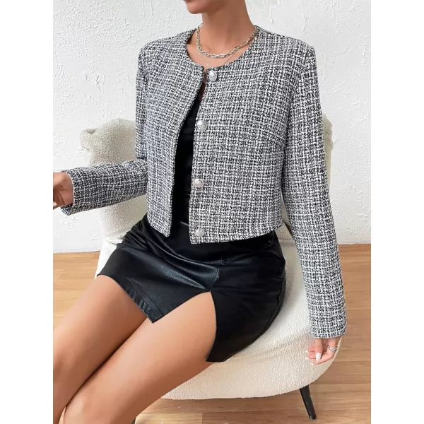 SweatyRocks Women's Plaid Long Sleeve Round Neck Button Down Crop Jacket Single Breasted Short Coat Top