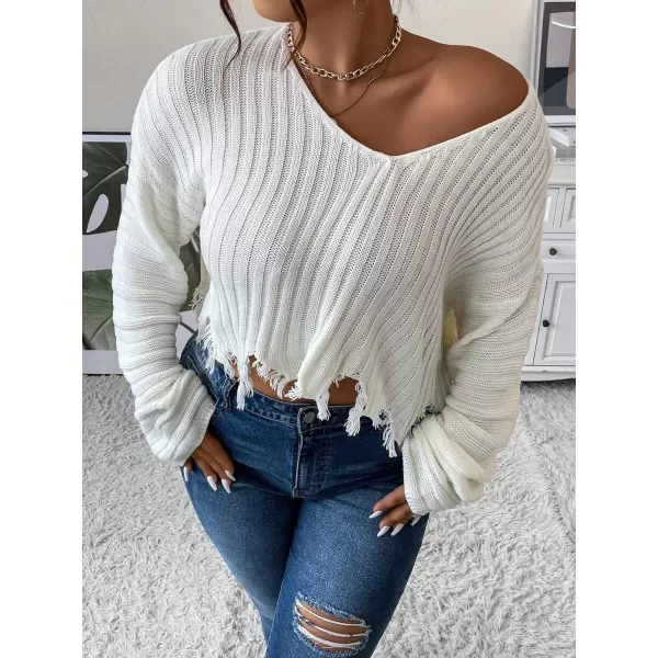 SweatyRocks Women's Plus Size Long Sleeve Drop Shoulder Crop Knit Sweater Distressed Raw Hem Casual Pullover Crop Sweaters