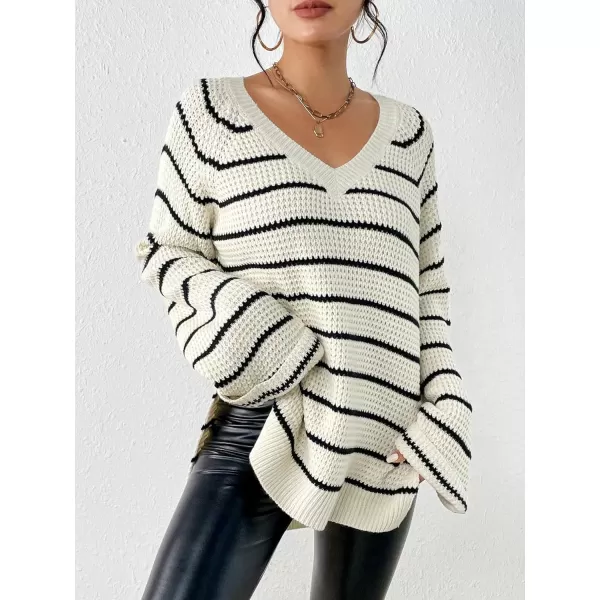 SweatyRocks Women's Striped Print Long Sleeve Sweater V Neck Split Hem Pullover Sweaters Tops