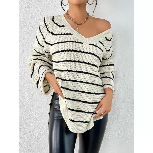 SweatyRocks Women's Striped Print Long Sleeve Sweater V Neck Split Hem Pullover Sweaters Tops