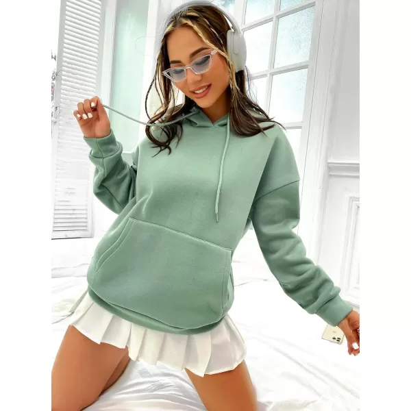 SweatyRocks Women's Long Sleeve Drop Shoulder Pullover Sweatshirt Graphic Letter Hoodie Drawstring Thermal Sweatshirt