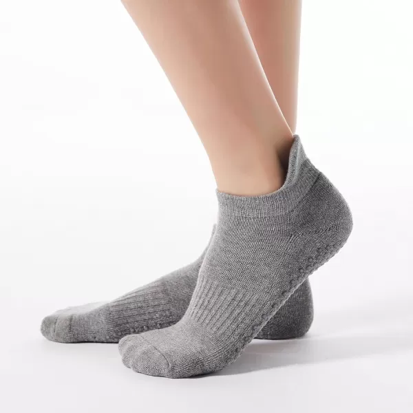 Zando Grip Pilates Socks for Women Non-slip Yoga Athletic Socks for Barre Ballet Barefoot Workout Hospital