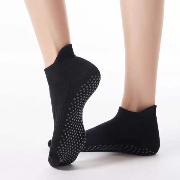 Zando Grip Pilates Socks for Women Non-slip Yoga Athletic Socks for Barre Ballet Barefoot Workout Hospital