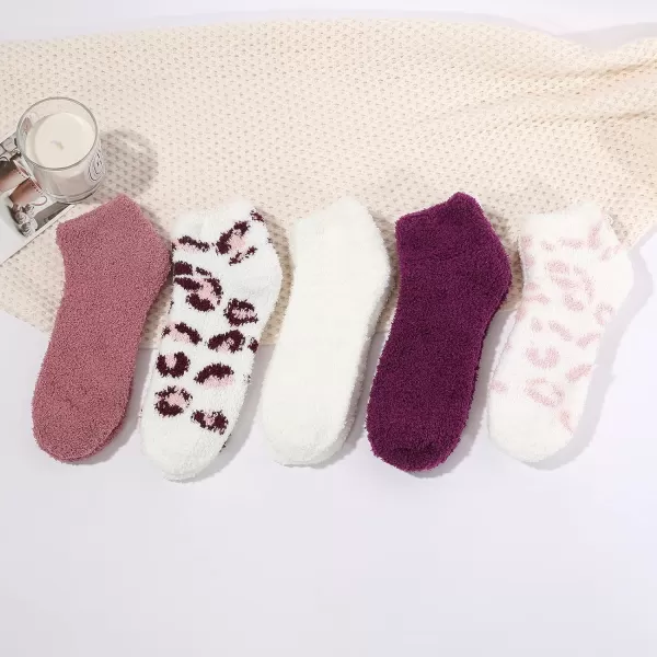 Zando Cozy Fuzzy Socks for Women Non Slip Socks Slipper Socks Fluffy Socks Hospital Socks with Grips for Women Sleep