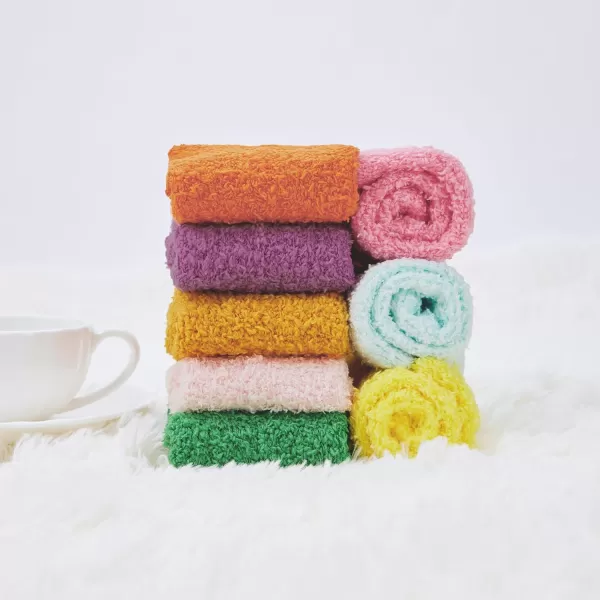 Zando Womens Warm Fuzzy Slipper Socks Fluffy Sherpa Fleece Socks Cozy Non Slip Plush Fleece Socks with Grippers