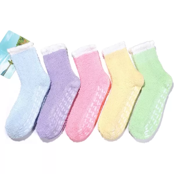 Zando Womens Warm Fuzzy Slipper Socks Fluffy Sherpa Fleece Socks Cozy Non Slip Plush Fleece Socks with Grippers